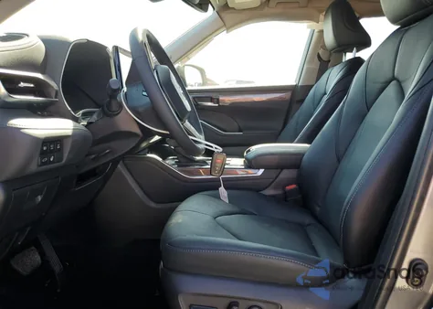 2023 Toyota Highlander Hybrid Limited из США, поврежденный, VIN 5TDXBRCH0PS602595